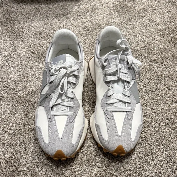 New Balance 327 Gray and White Women's Sneakers - Picture 2 of 9